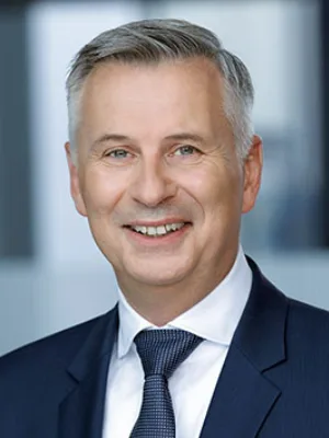 Robert Schmitt